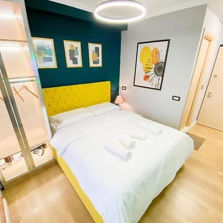 Matisse No10 - Center With Parking تيرانا