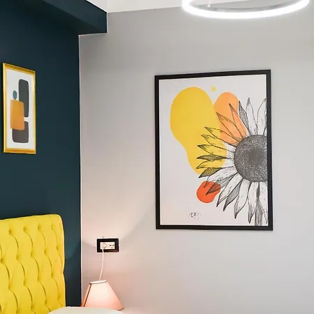 Apartment Matisse No10 - Center With Parking Tirana