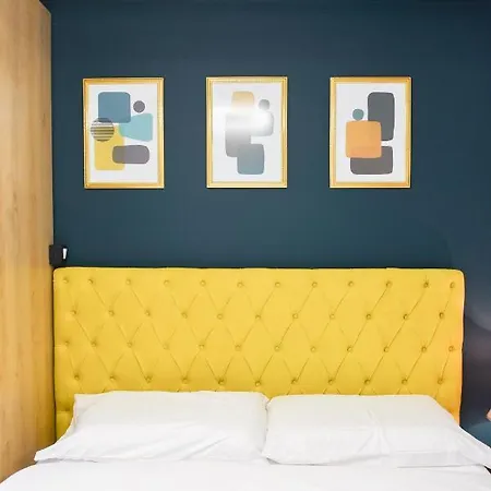 Apartment Matisse No10 - Center With Parking Tirana