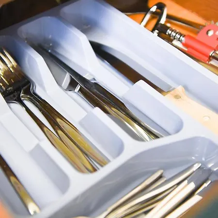 Matisse No10 - Center With Parking تيرانا