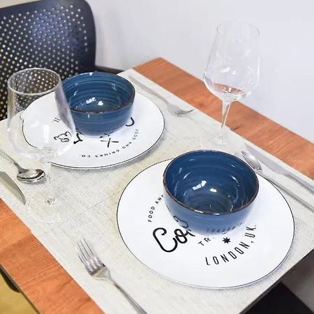 Matisse No10 - Center With Parking