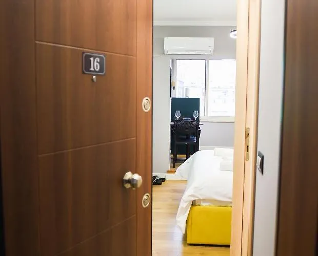 Matisse No10 - Center With Parking דירה