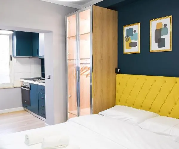 Matisse No10 - Center With Parking ティラナ